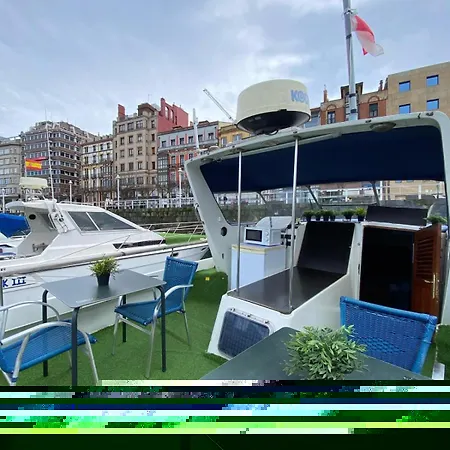 Experiencia En El Mar C Úszó hotel Gijón