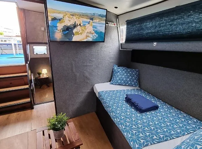 Experiencia En El Mar C Hotel en barco